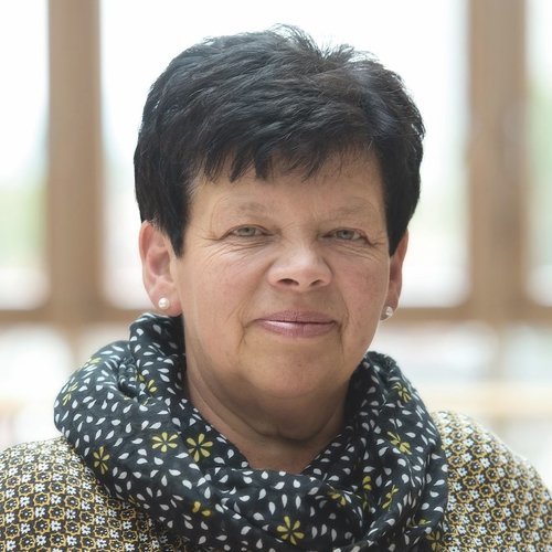 Sonja Schäfer, Hauswirtschaft