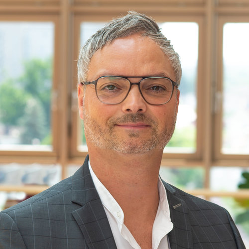 Kai Askanas, Verwaltungsdirektor