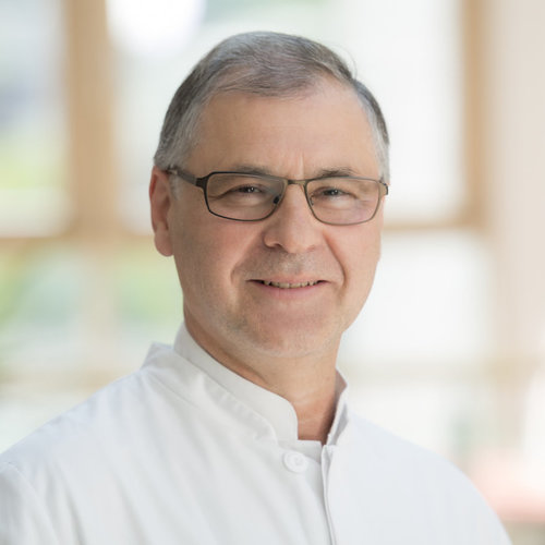 Univ. Tuzla Mirsad Hasanovic, Doctor Medicine, Facharzt für Anästhesie